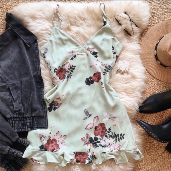 Green Floral Mini Dress - Picture 2 of 4